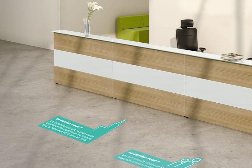 Exemple autocollant de sol collectivité